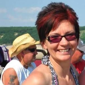 Meet your Posher, Christine